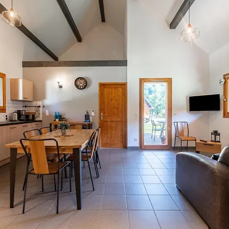 Arclosan - Val De Tamie Chalet *